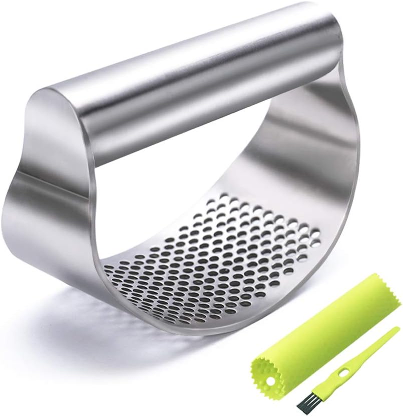 GuDoQi Garlic Press Rocker, Stainless Steel Garlic Mincer Garlic Crusher, Garlic Chooper with Peeler and Scraper Brush, Garlic Press with Ergonomic Handle, Innovative Kitchen Gadgets