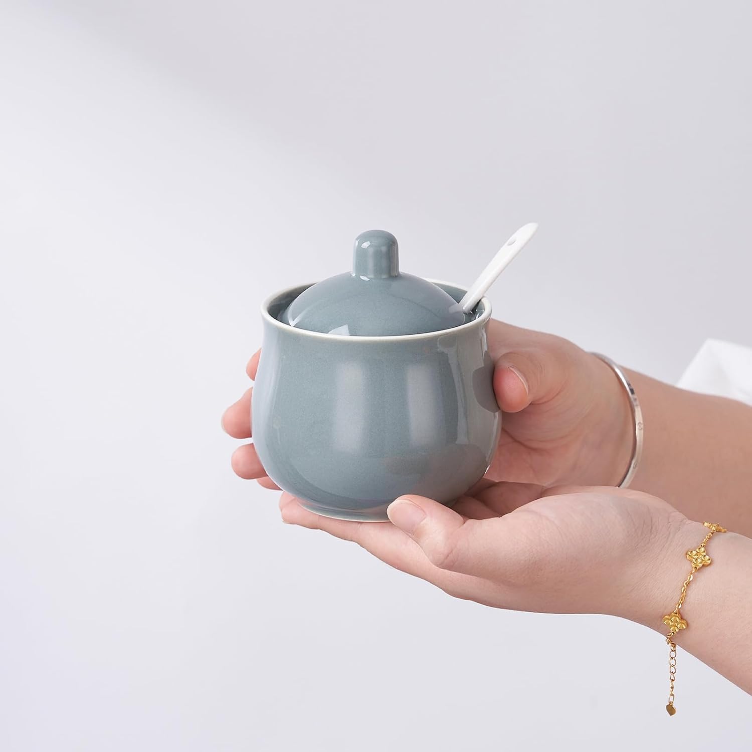 Ceramic Sugar Bowl with Lid and Spoon, Grey Porcelain Sugar Salt Pepper Storage Jar, 8 Ounces