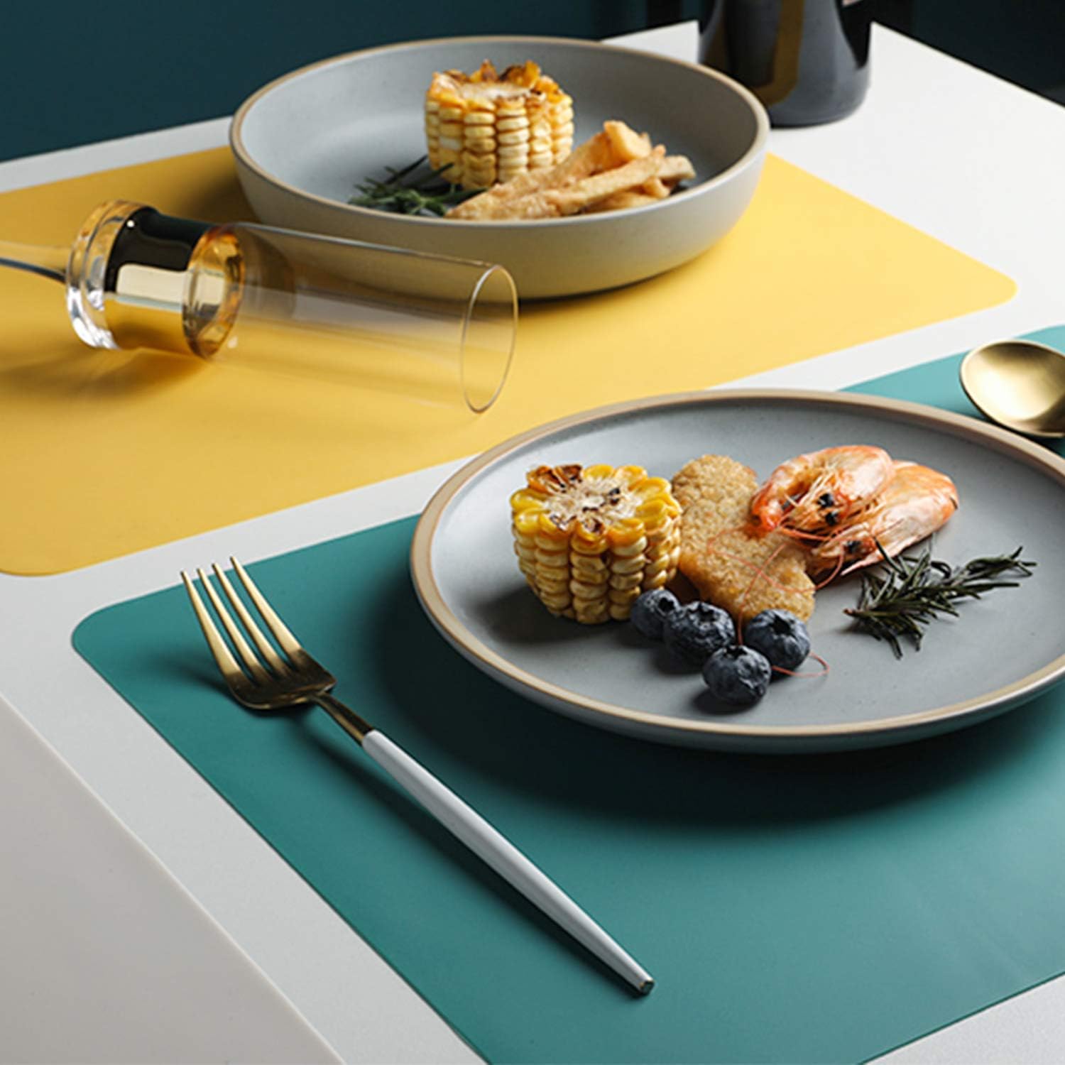 Silicone Placemats, Food-Grade Non-Slip Waterproof, Dining, Stain Resistant, Countertop Protector, Kitchen Counter Mat, Heat Resistant, Baking mat Dishwasher Safe (15.7x11.8Inch-4pack, Gray)