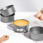 4 Pcs 4 Inch Non Stick Springform Pan with Removable Bottom Carbon Steel Round Springform Cheesecake Pan with Stainless Steel Spring Buckles for Baking Kitchens Restaurant(Gray)