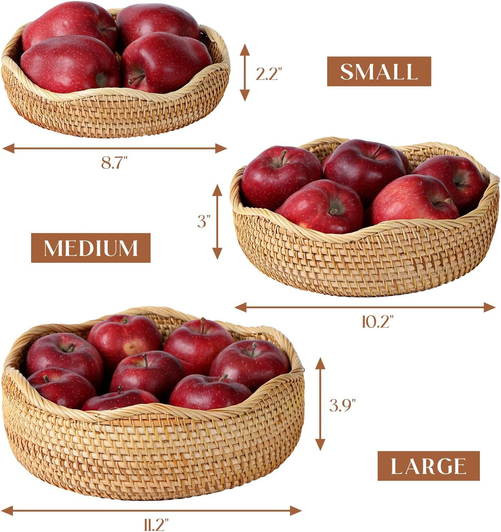 YANGQIHOME Rattan Bread Basket, Round Fruit Baskets, Scalloped Wicker Storage Bowls, Natural Woven Serving Basket Bowls, Decorative Baskets for Kitchen Counter Organizing, 1 Pack, M size