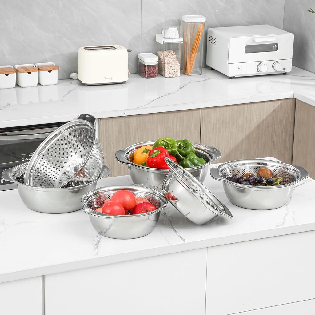 304 Stainless Steel Microporous Colander with Handle, Rice Washers Microporous Strainer Set For washing vegetables, fruits and rice, and draining cooked pasta(2.5QT with handle-Gold)