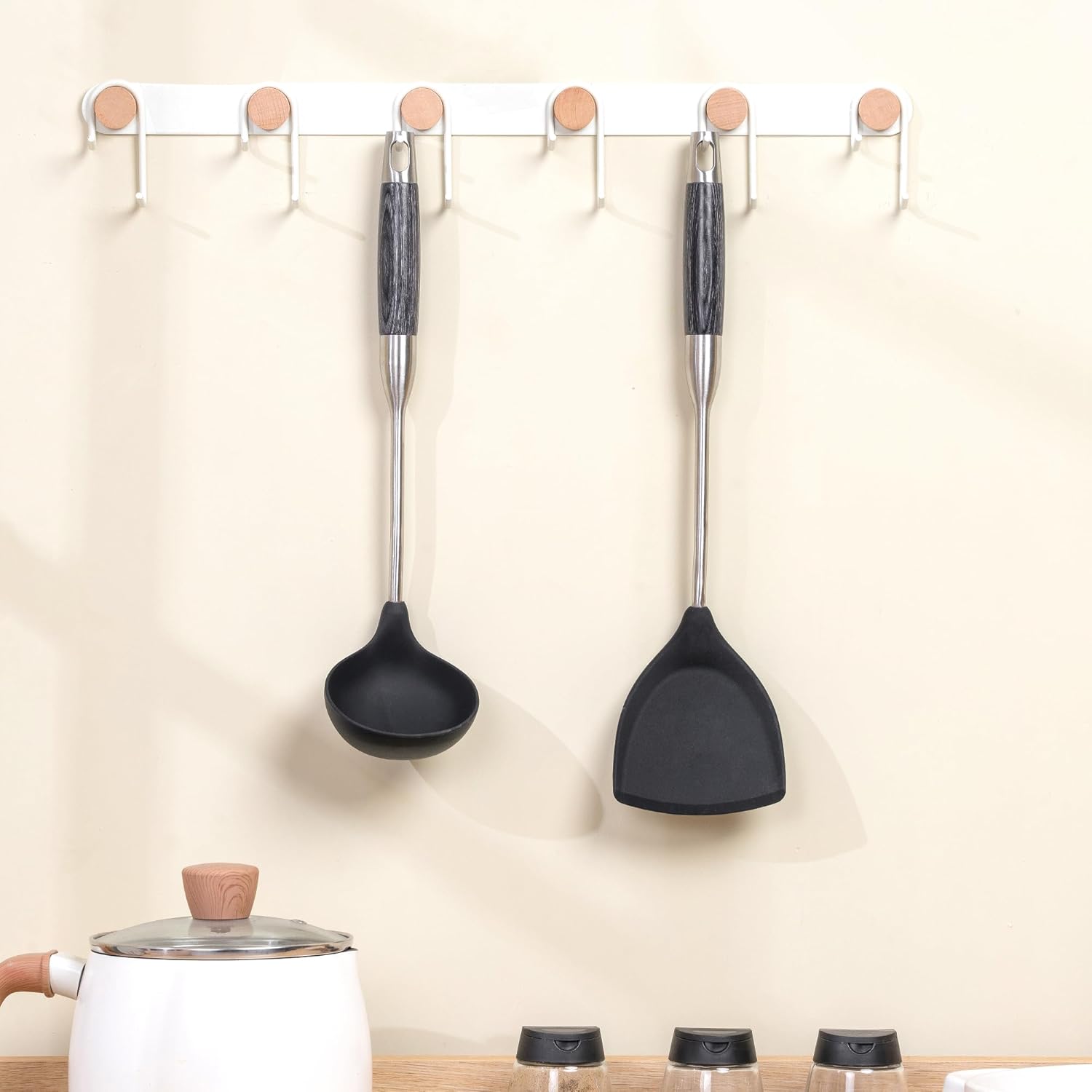 FJNATINH Silicone Wok Spatula and Ladle Set - Stainless Steel Wok Tools, Wok Utensil,Non Stick Heat-Resistant Cooking Utensils BPA Free Kitchen Utensils Cookware (Black Stainless Steel-2PCS)
