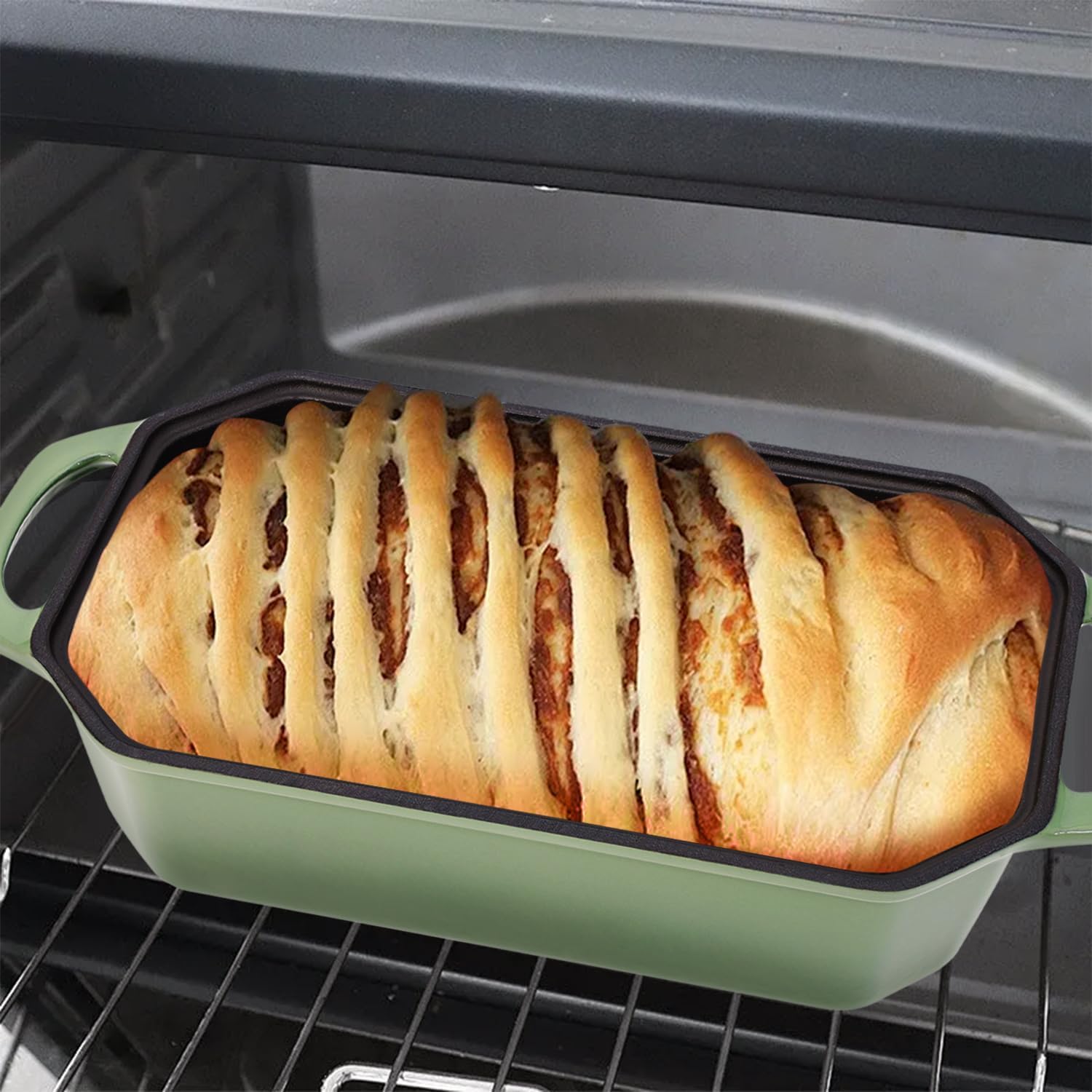 Bread Pan Cast Iron Loaf Pan with Lid 9x5 Inch Bread Loaf Pan for Baking Bread Enameled Cast Iron Sourdough Bread Pan