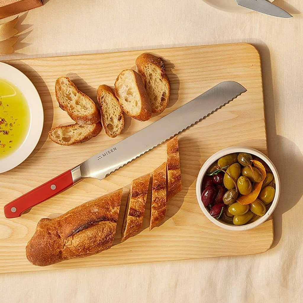 Misen Serrated Bread Knife – High-Carbon Japanese AUS8 Steel – Effortless Slicing of Bread, Pastries, and Fruits – Razor-Sharp Edge and Durable Blade with Ergonomic Handle - 10", Gray