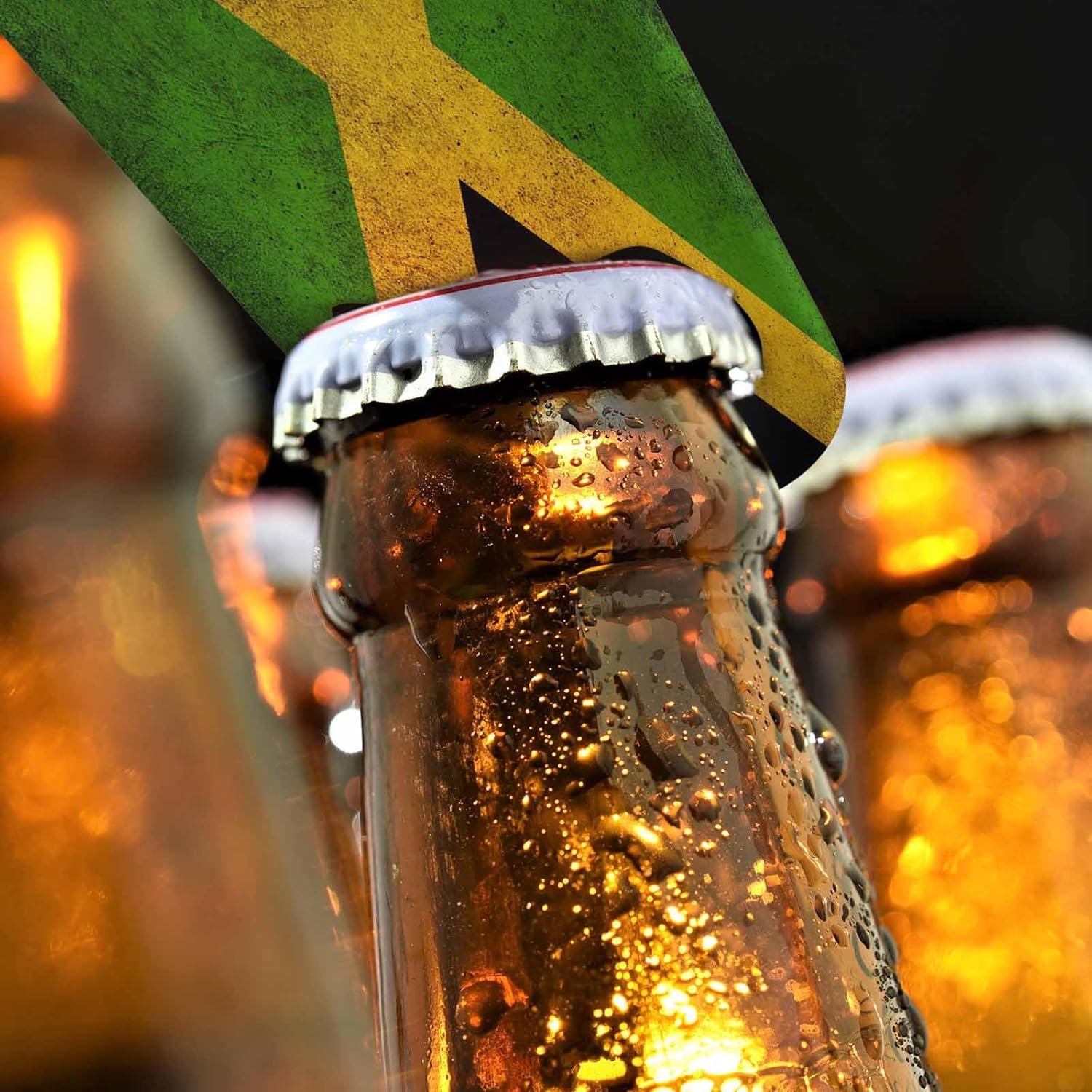 Jamaican Flag Stainless Steel Bottle Opener Vintage Geometry Texture Design Black Green Triangle Gold Stripe Flat Beer Bottle Opener Keychain for Home Kitchen Bar Restaurant Party Gift