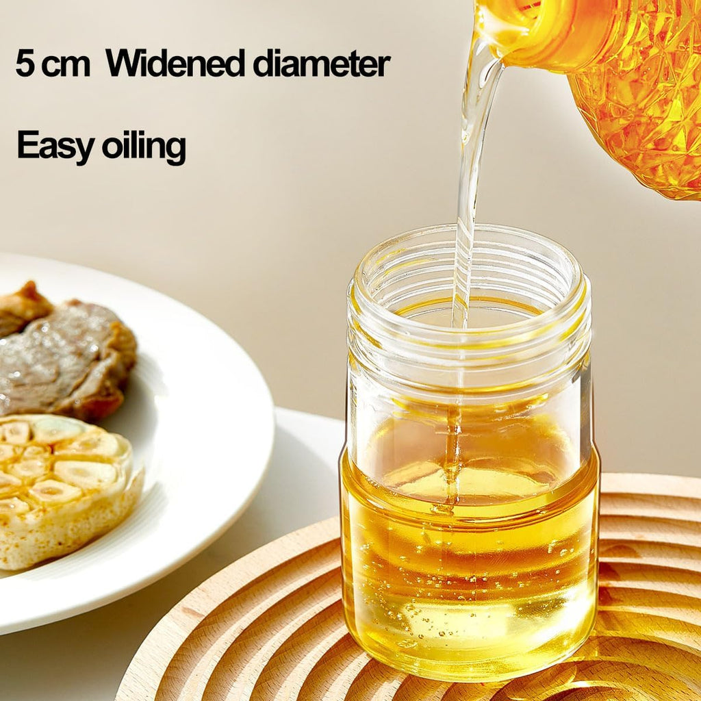 Glass Oil Dispenser with Heat Resistant Brush,Oil Dispenser Bottle with Silicone Pastry Brush for Kitchen,Cooking Vinegar and Sauce BBQ Grill Frying (Oil Dispenser-Green)