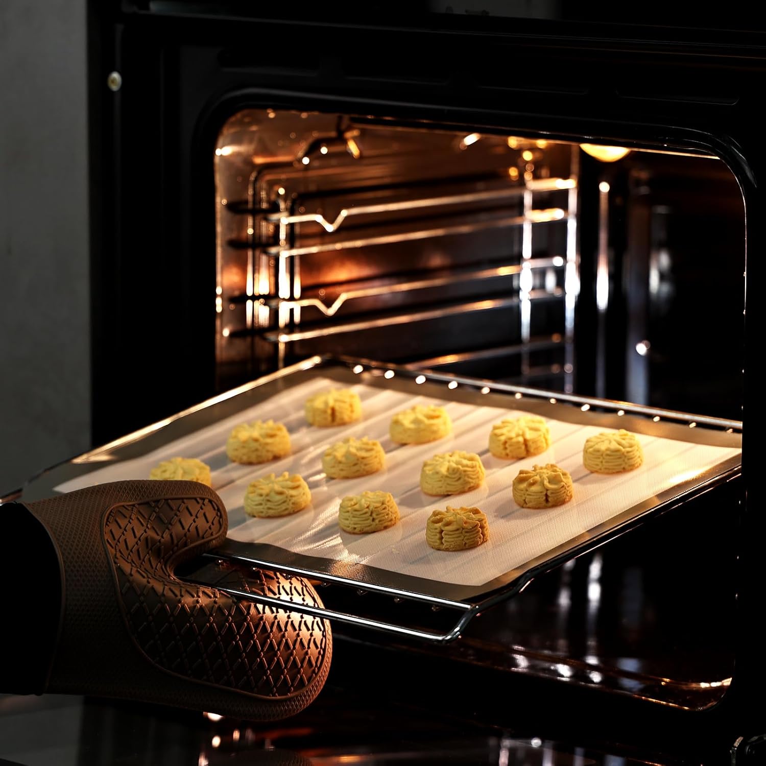 KitchenRaku Silicone Baking Mat, 16.5"x11.6" Non Stick Reusable Silicone Cooking Mat, BPA Free Baking Sheet for Cookies, Macarons Bread & Pastry, Toaster Pad Set of 2