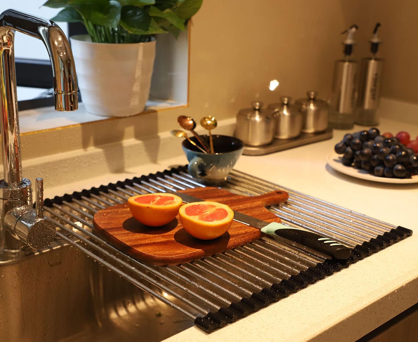 Ahyuan Roll up Dish Drying Rack Over The Sink Kitchen Roll up Sink Drying Rack Portable Dish Drainer Foldable Dish Drying Rack (Black, 17.8''X15.8'')