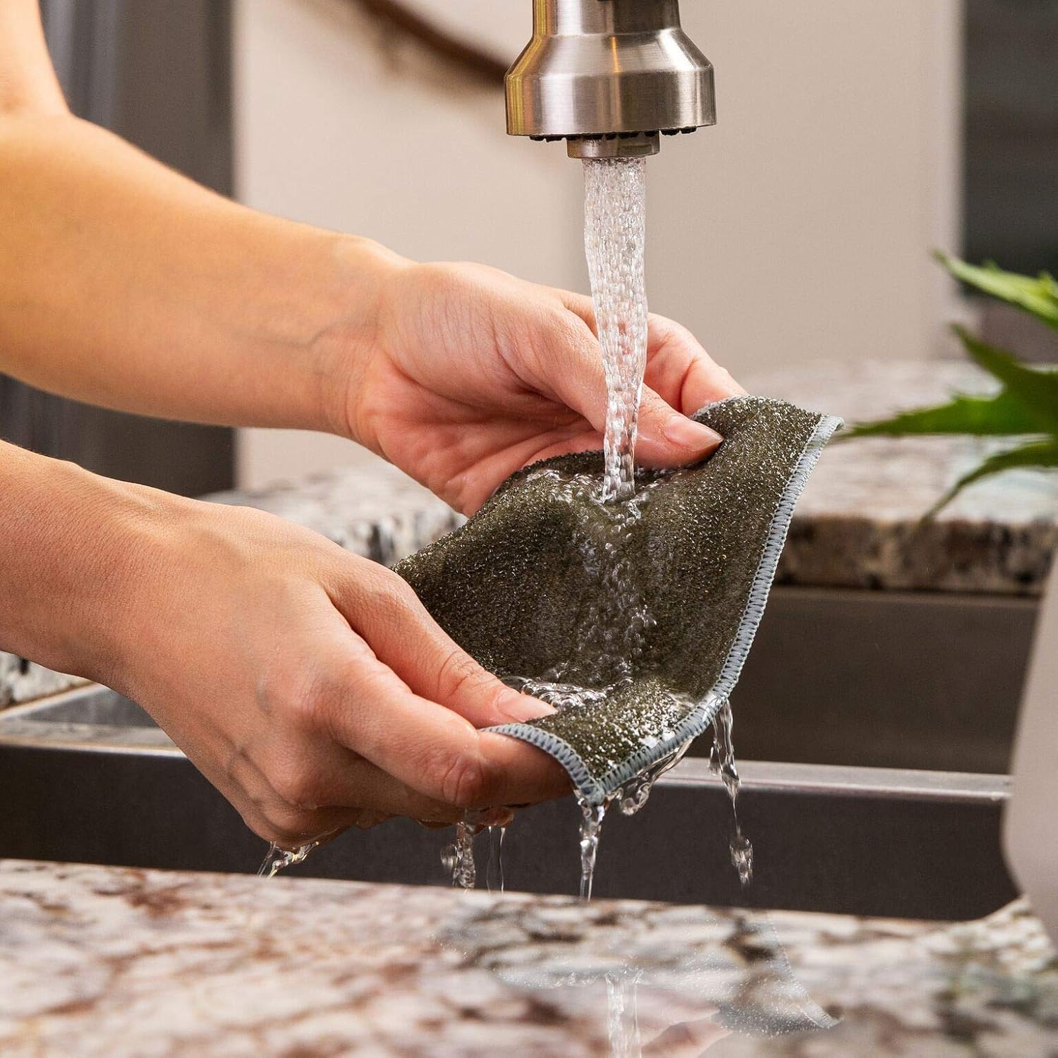 Microfiber Dish Cloths | Scrubs & Cleans: Dishes, Sinks, Counters, Stove Tops | Easy Rinsing | Machine Washable | 6 Pack (Size 4 x 6 inches)