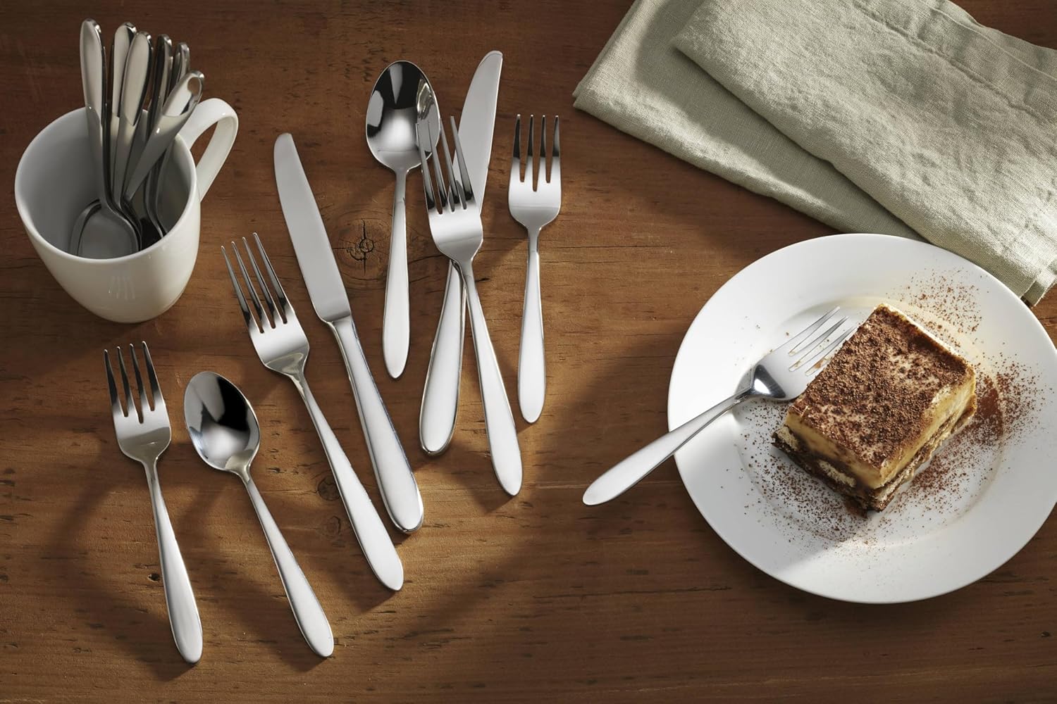 Oneida H037045Awwm Mooncrest 45 Piece Everyday Flatware Set, Service For 8