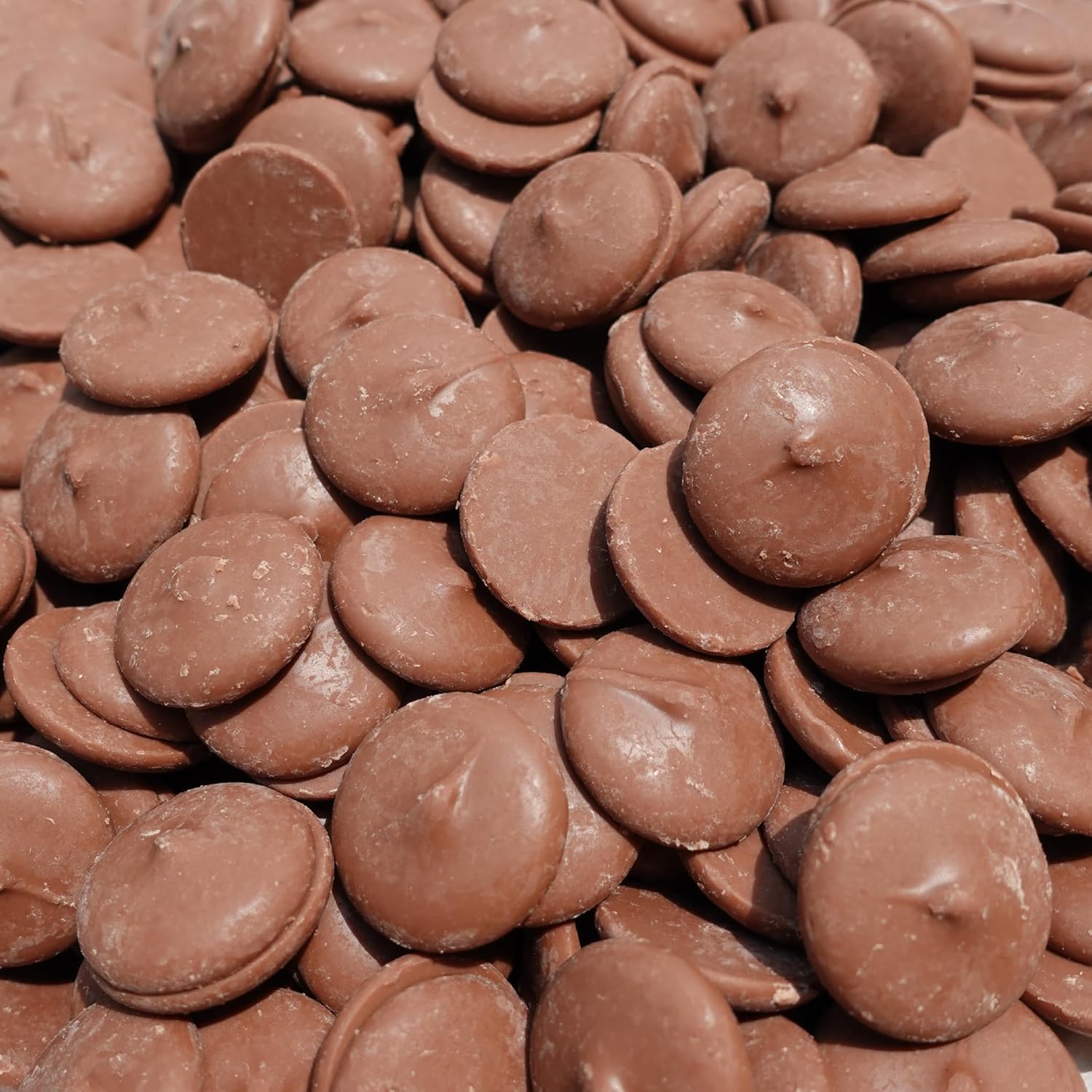 CrazyOutlet Merckens Milk Chocolate Melting Wafers - 2 Pound Pack - Bulk Melting Chocolate - Classic Smooth Candy Melts for Dipping, Molding, and Baking - Creamy Melts