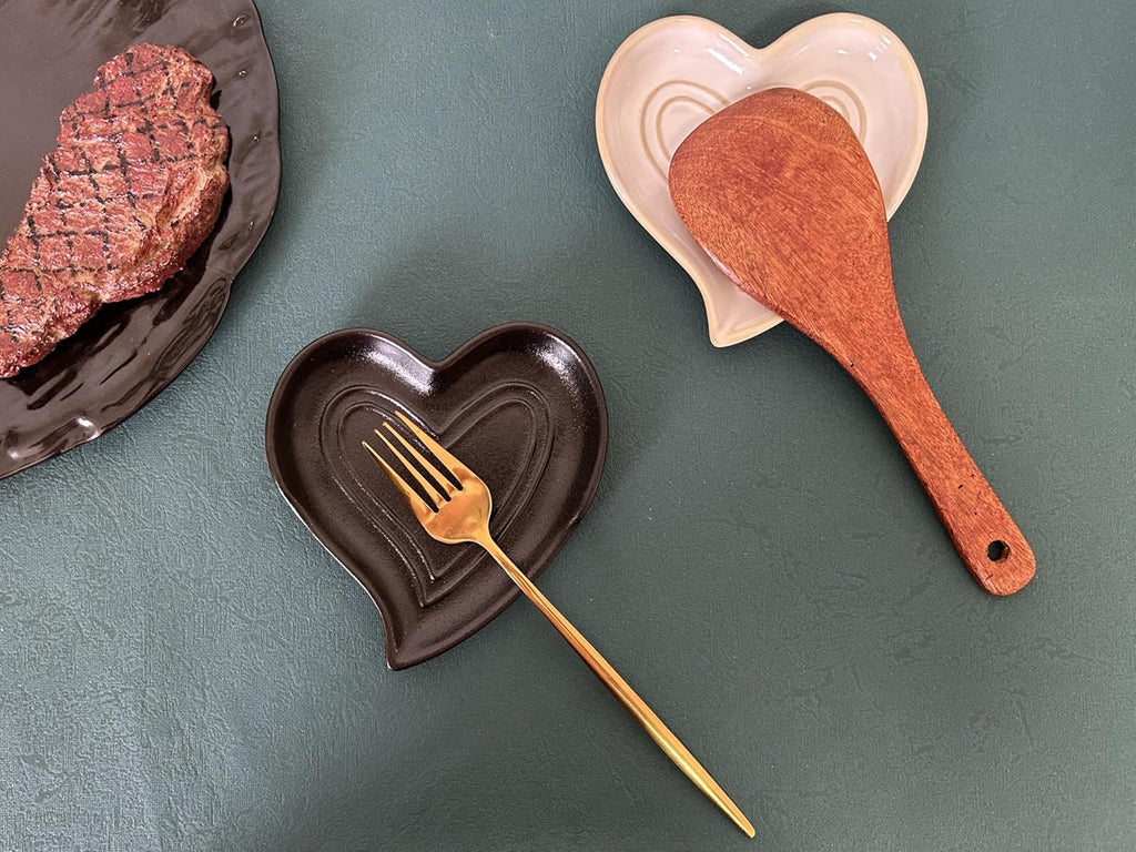 Ceramic Spoon Rest for Stove Top, Heart Cute Spoon Rest for Kitchen Counter, Cooking Spoon Holder for Kitchen Counter, Utensil Rest Spatula Rest Ladle Holder Tong Rest (Matte Black)