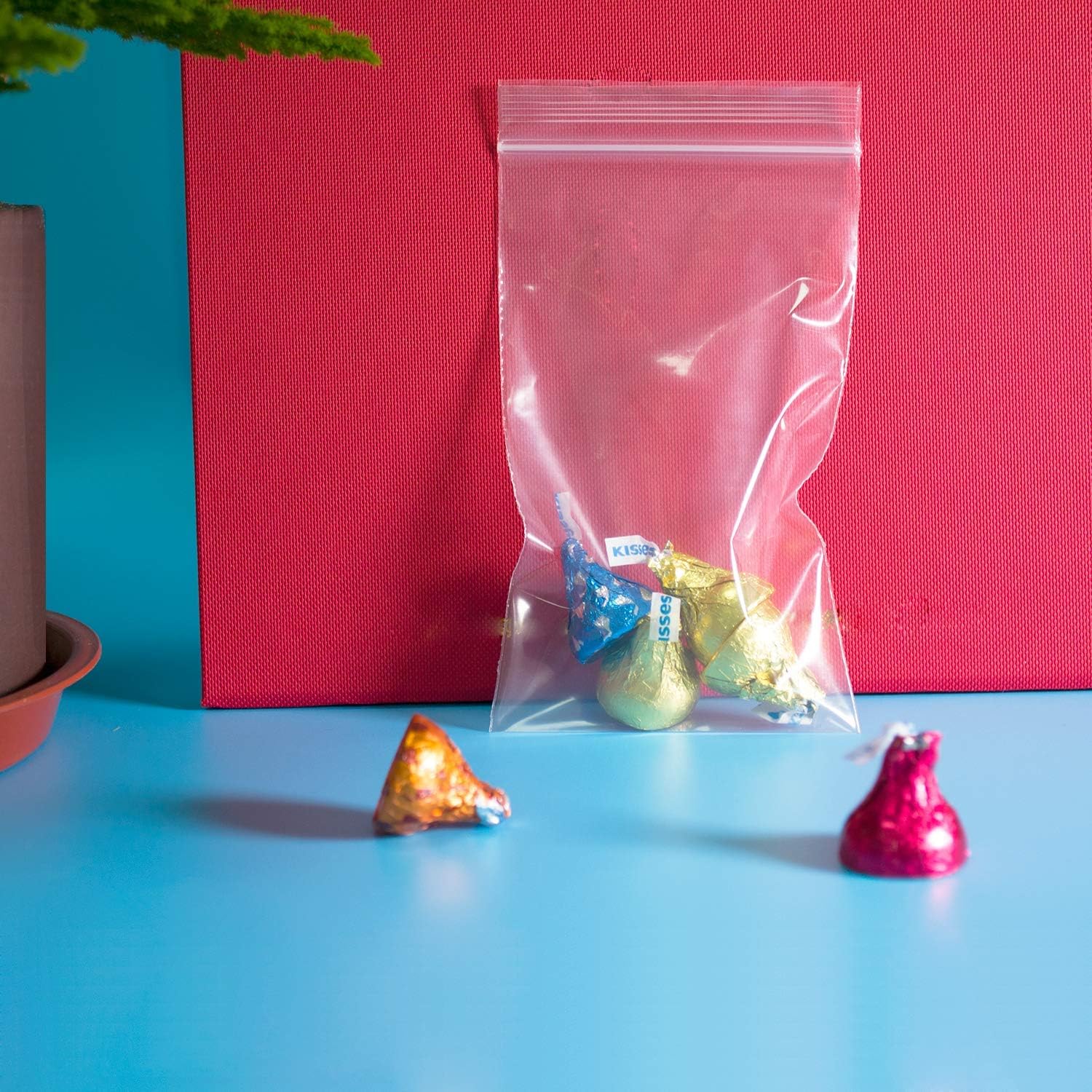 iMailer - 100 Pcs- 3" x 5" Clear Small Zip Bag - Reclosable Zip Plastic Poly Bags 2 Mil with Resealable Lock Seal Zipper for Photo, Jewelry, Bakery, Treats, Party Favors