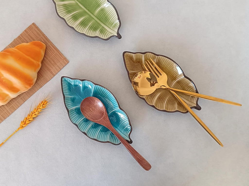 Ceramic Spoon Rest for Stove Top, Ice Cracks Leaf Cute Spoon Rest for Kitchen Counter, Cooking Spoon Holder for Kitchen Counter, Utensil Rest for Spoon Spatula Ladle or Tong, 1 PCS (B, Lake Blue)