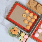 AMYONE Quarter Sheet Silicone Baking Mat, 2 Pcs Non-Stick Silicone Baking Mats Cookie Sheet for 9x13 Baking Pan, Reusable Baking Sheet Liners Compatible with Nordic Ware Naturals Quarter Sheet