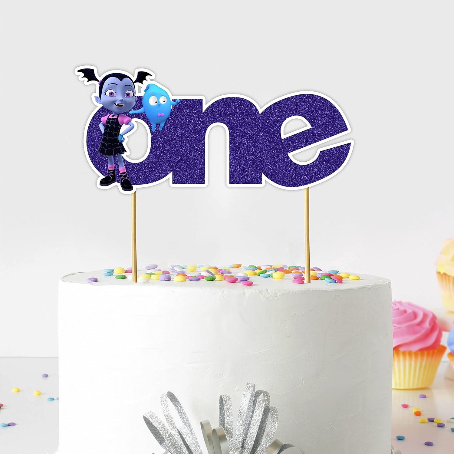 Seyal® Vamprina One Cake Topper