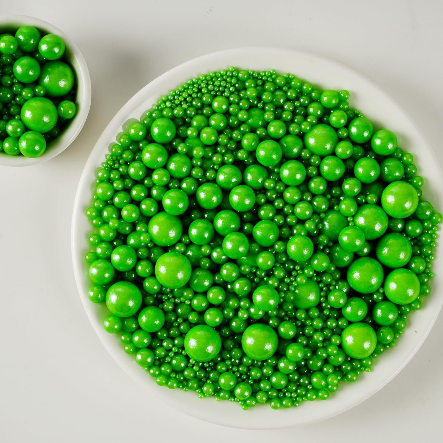 Kasvan Christmas Green Pearl Sugar Sprinkles - Edible Candy Pearls 130g/4.58 Oz, Mix Size, Baking Cake Decorations, Ice Cream Toppings and Cookie Decorating, Wedding Party Chirstmas Supplies