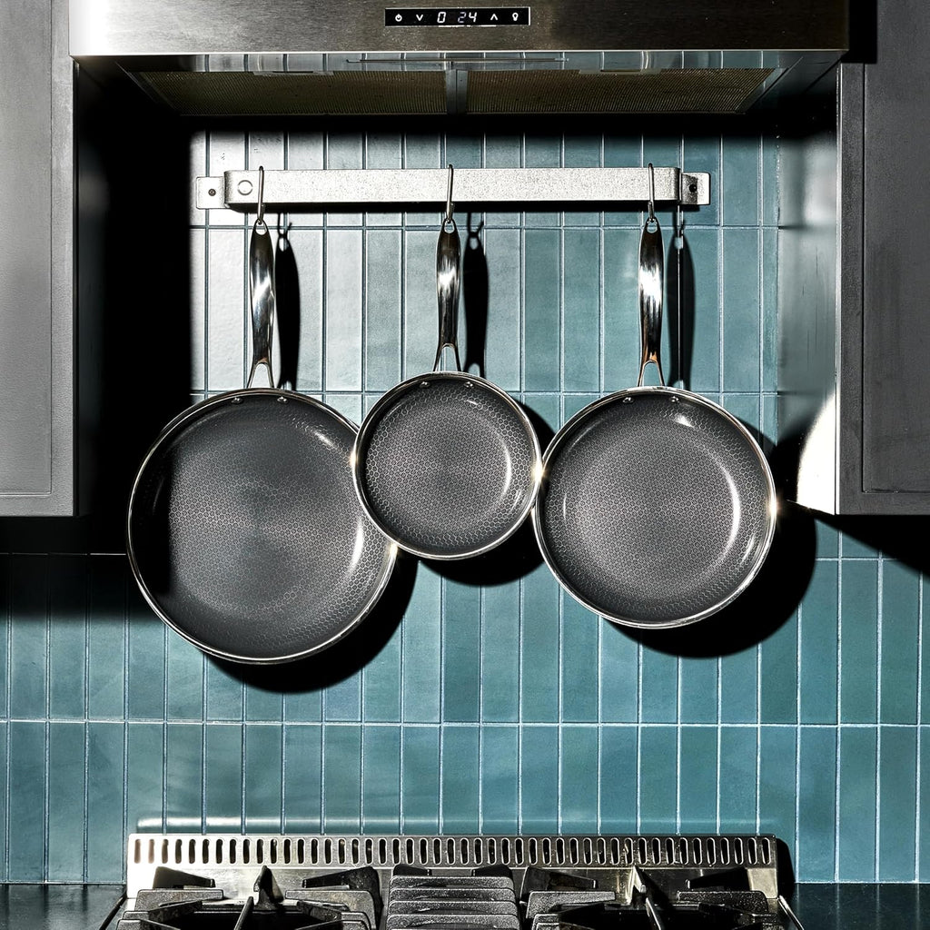 HexClad Hybrid Nonstick 6-Piece Fry Pan Set, 8, 10, and 12-Inch Frying Pans with Tempered Glass Lids, Stay-Cool Handles, Dishwasher-Friendly, Induction Ready, Compatible with All Cooktops