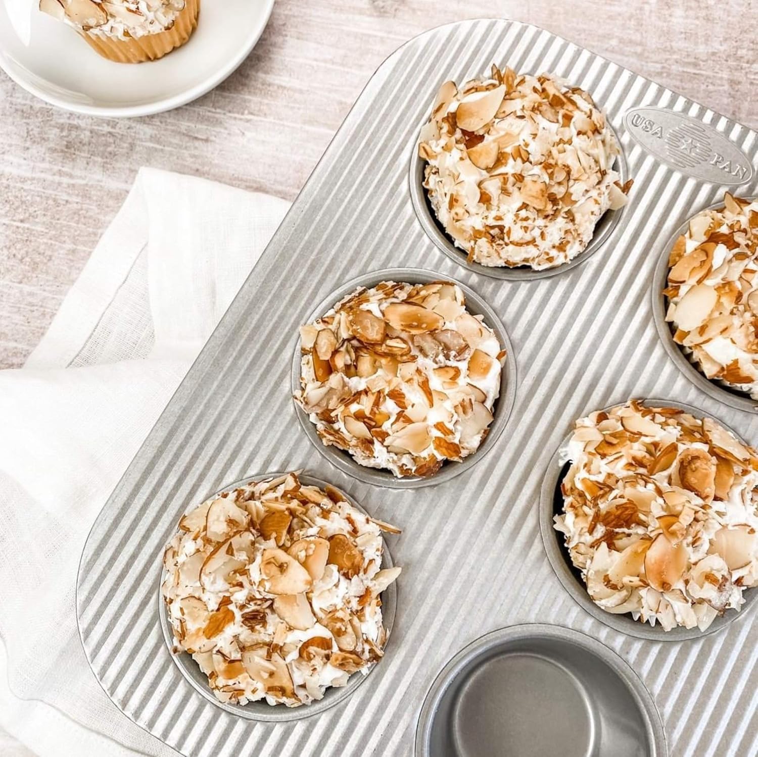 USA Pan Nonstick Toaster Oven 6 Cup Muffin Pan, Aluminized Steel