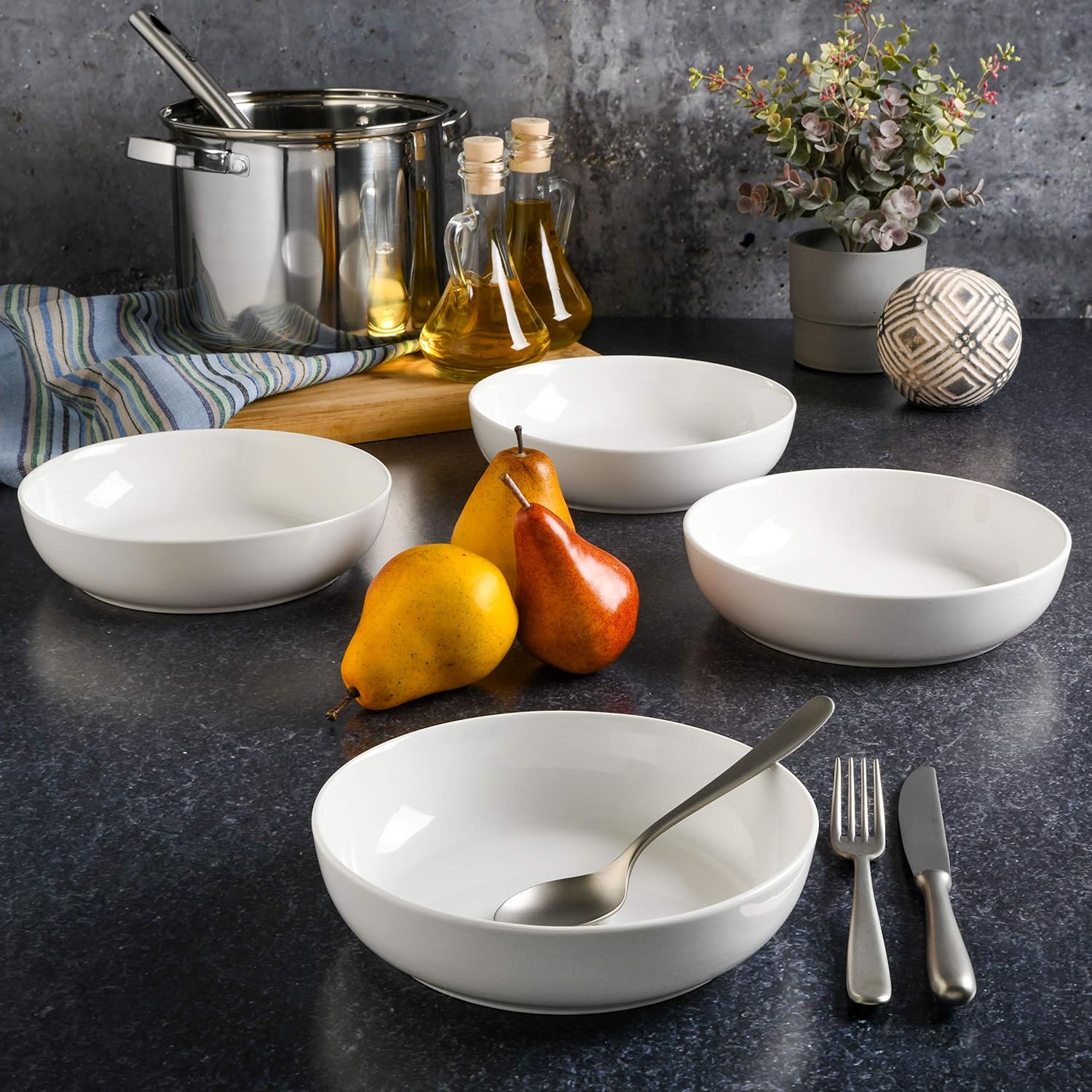 Gibson Home Zen Buffet 4-Piece 41oz Salad Bowls Porcelain Ceramic Chip and Scratch Resistant Pasta Bowl, Serving Bowls, Soup Bowls Set, Large Capacity, Dishwasher & Microwave Safe White